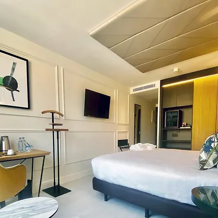 Vincci Larios Diez Hotel 4*