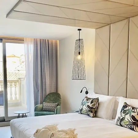 Hotel Vincci Larios Diez 4*